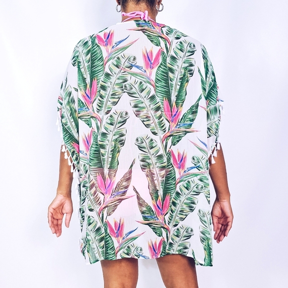 Tropical Cover-Up - Picture 5 of 8